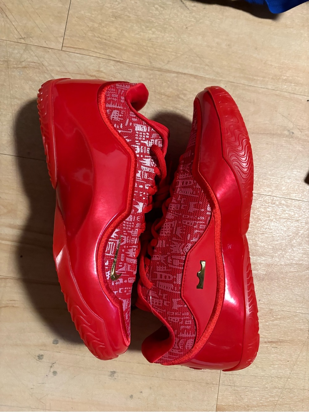 Lebron 23 - Picture 2 of 5